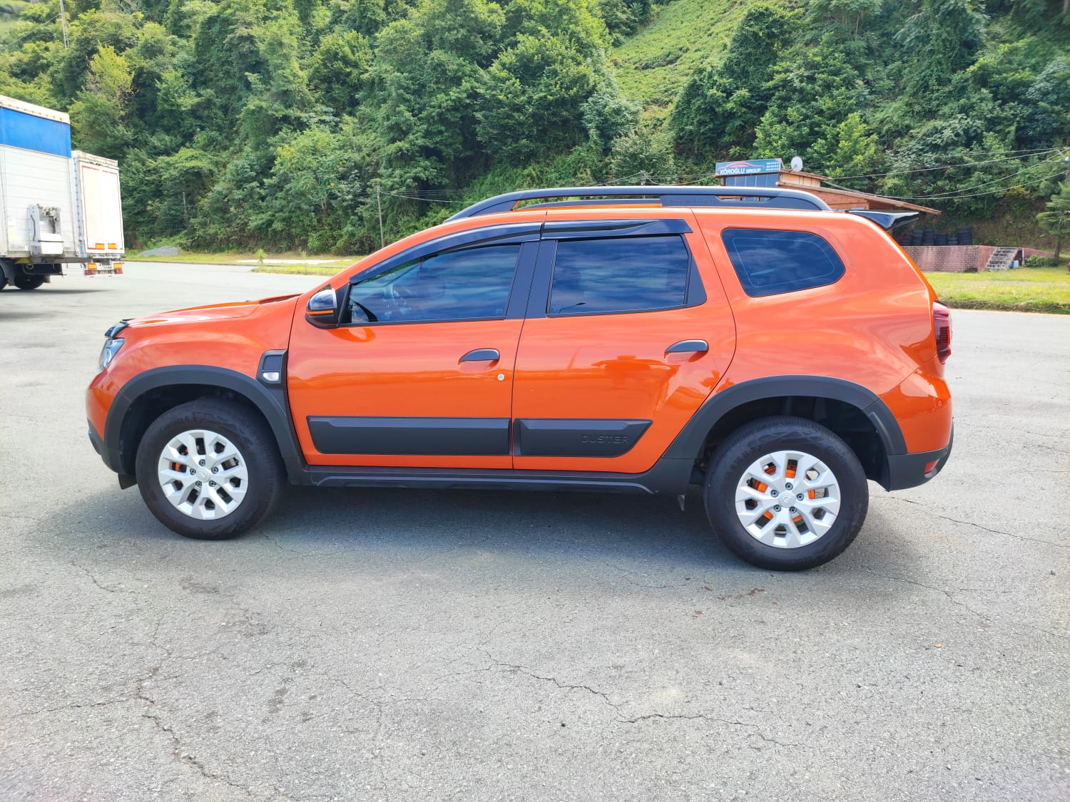 Dacia Duster Body Cladding | DDBC-002