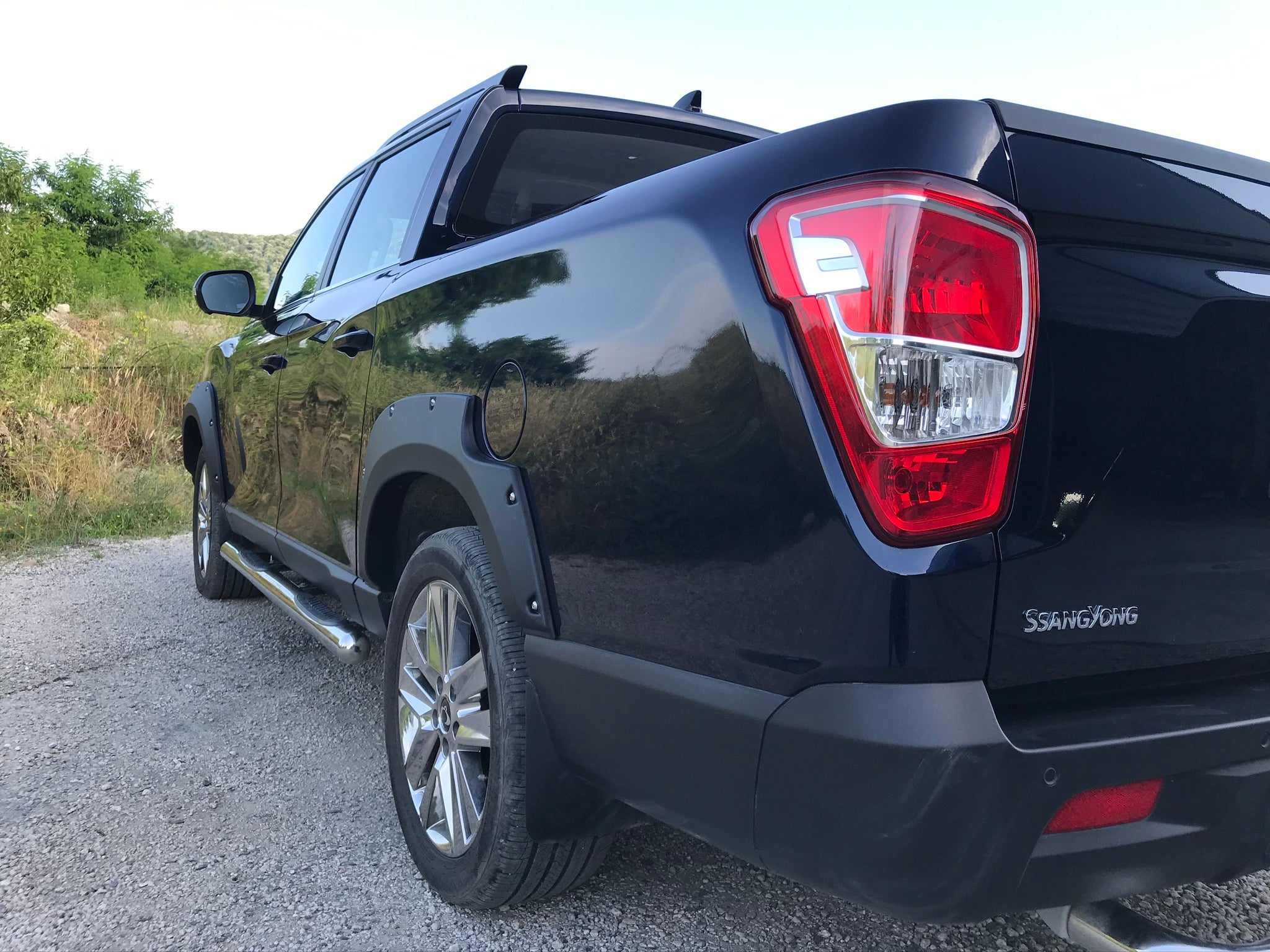 SSangYong Musso Grand Longer Bed 2018 Fender Flares with Chrome Screw | SMFF-001-C