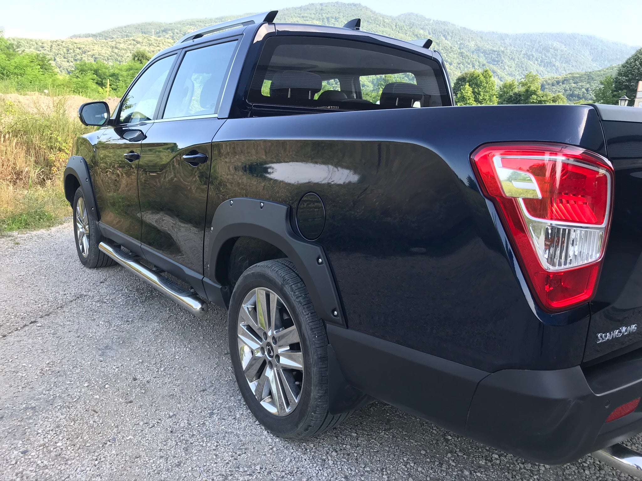 SSangYong Musso Grand Longer Bed 2018 Fender Flares with Chrome Screw | SMFF-001-C