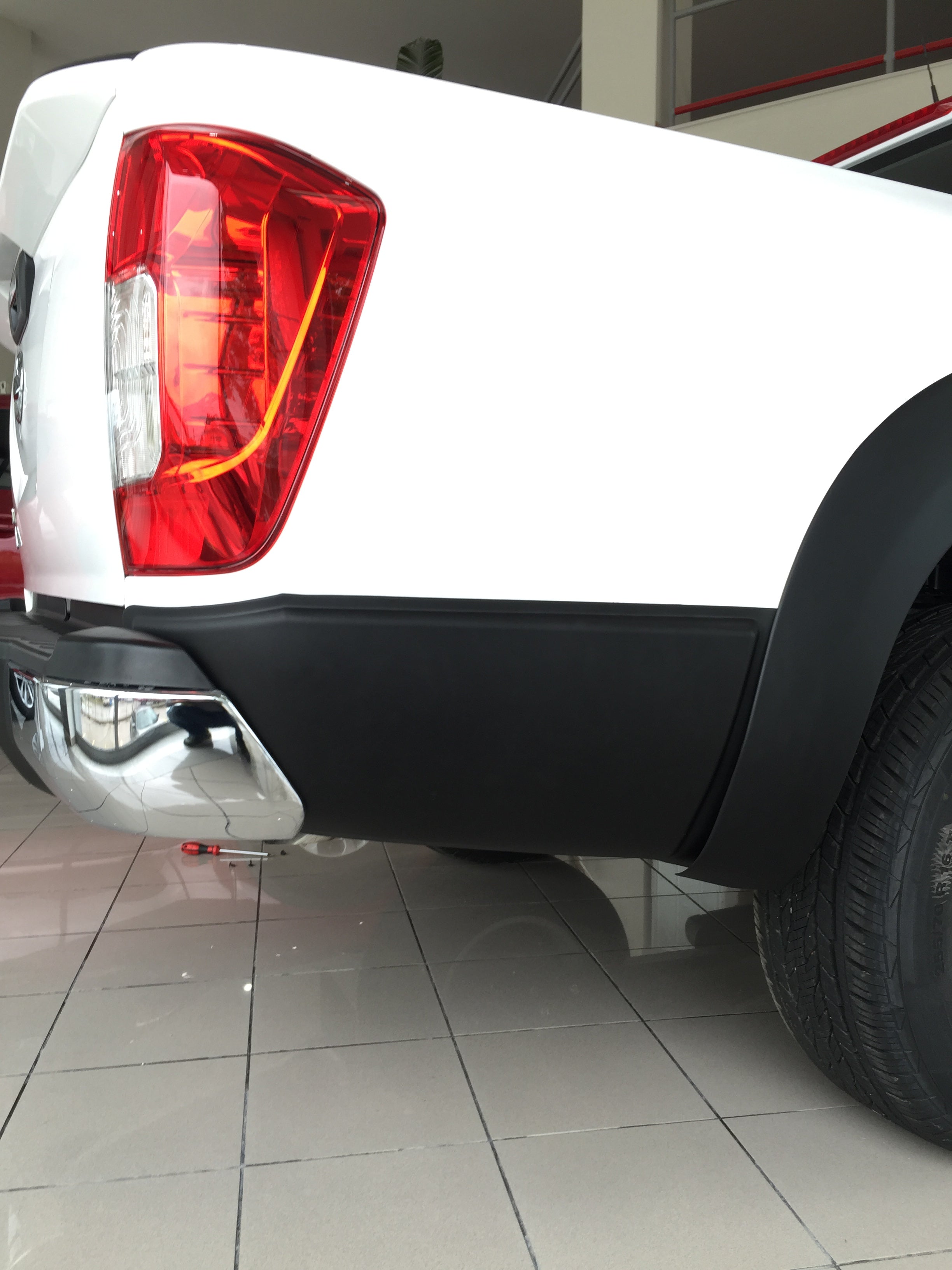 Nissan Navara NP300 2016 ON Body Cladding | NNBC-001