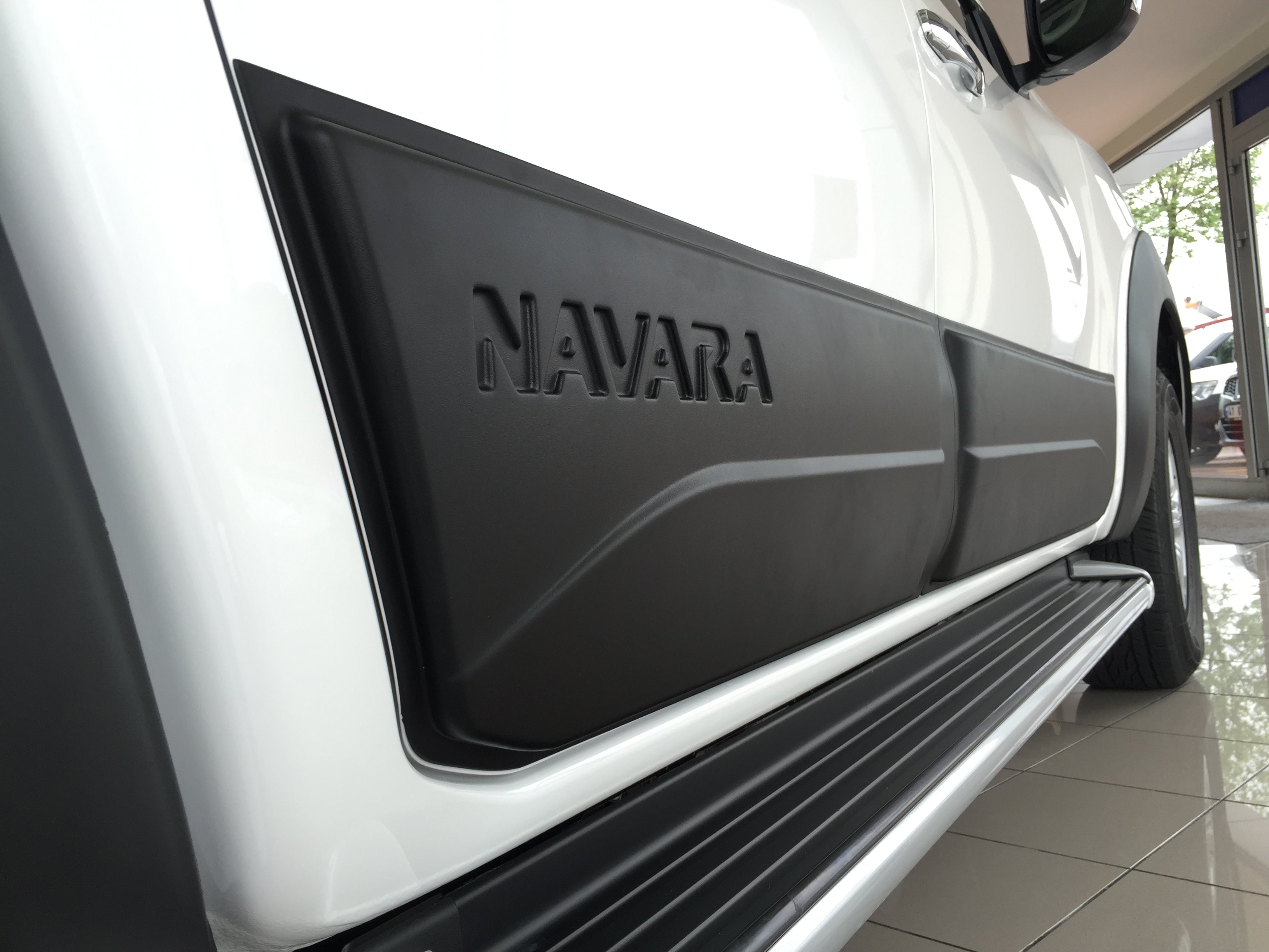 Nissan Navara NP300 2016 ON Body Cladding | NNBC-001