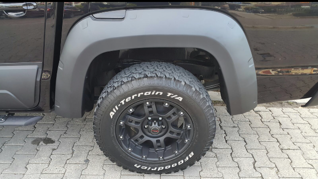 Volkswagen Amarok 2012-2016 Fender Flares | VWAFF-003