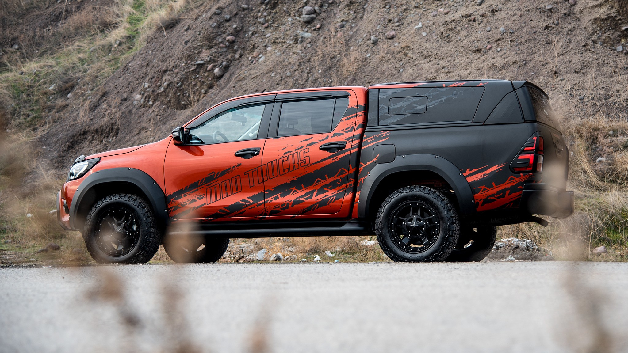 Toyota Hilux Fender Flares with Chrome Screw | THFF-002-C